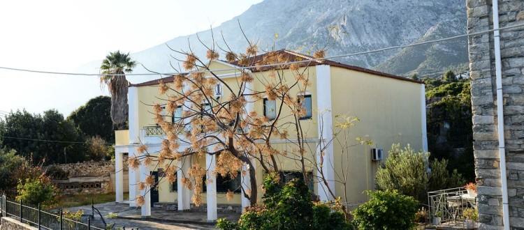 Апартаменты Peskesi Ikaria Айос-Кирикос Экстерьер фото